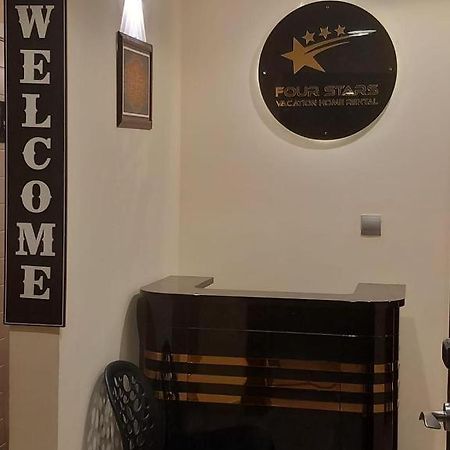 Four Stars Hostel Dubai Ngoại thất bức ảnh